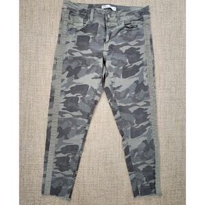 Zara Jeans Womens Size 6 Green Crop Camo Distressed Raw Hem Velvet Stripe